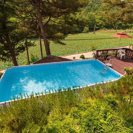 Villa Sunny House Pyeongchang Exterior foto
